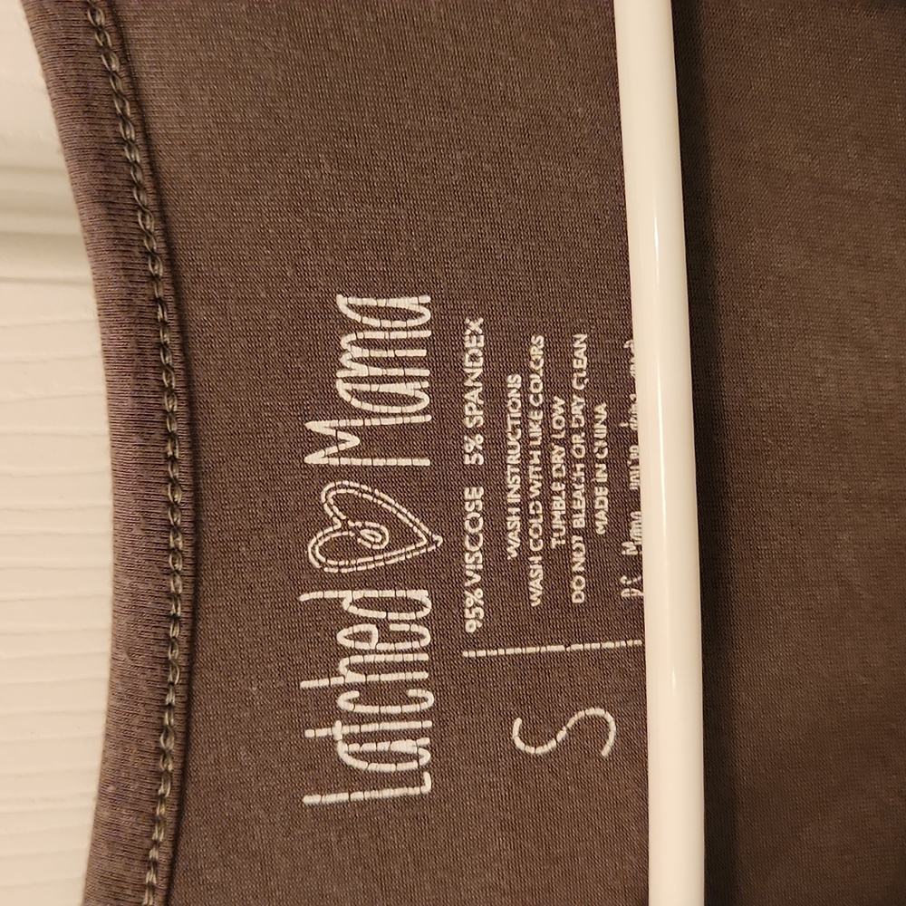 Latched Mama Tiered Top - Picture 3 of 3